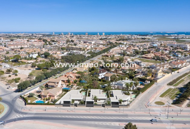 Nueva construcción  - Villa / Chalet - San Javier