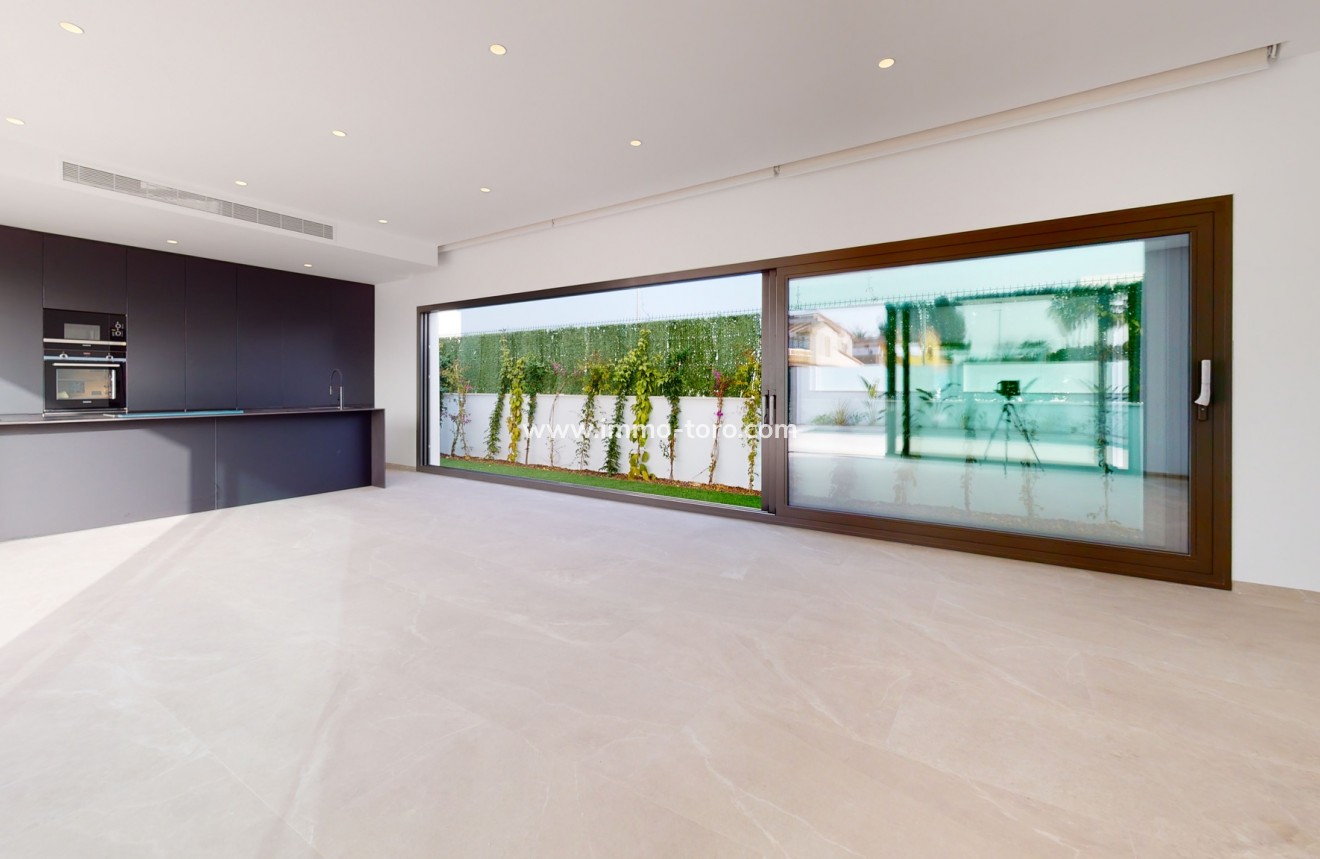 Nouvelle construction - Villa - Los Alcázares