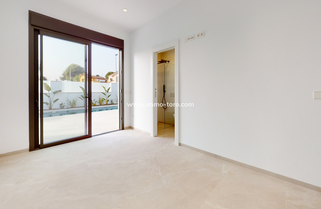 Nouvelle construction - Villa - Los Alcázares