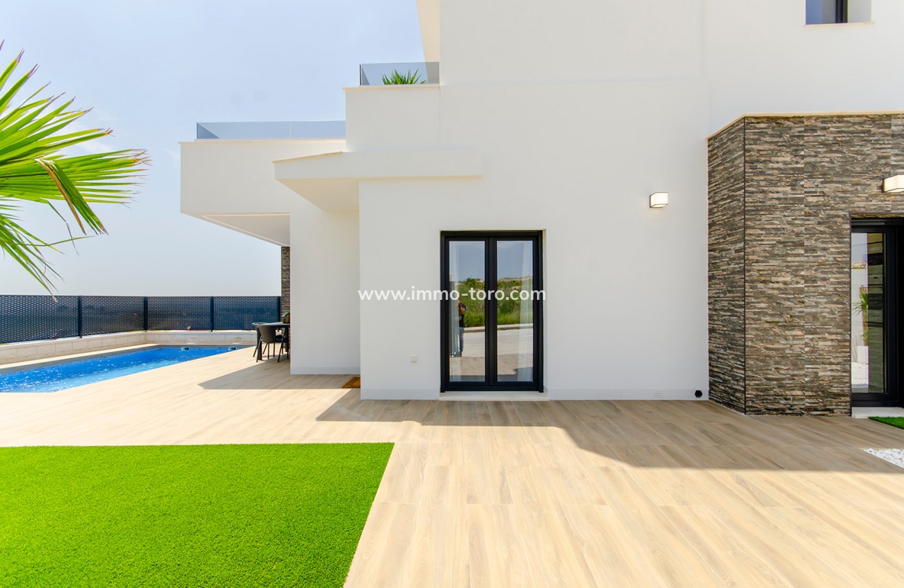 Nueva construcción  - Villa / Chalet - Orihuela - Orihuela Costa