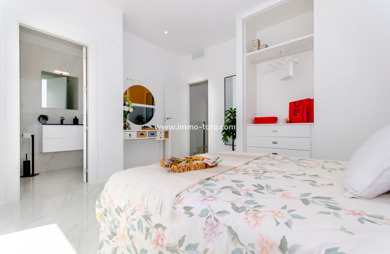 Nueva construcción  - Villa / Chalet - Orihuela - Orihuela Costa