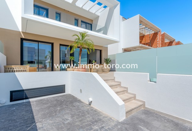 Nueva construcción  - Adosado - Dolores