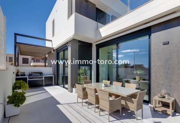 New Build - Villa - Pilar de la Horadada