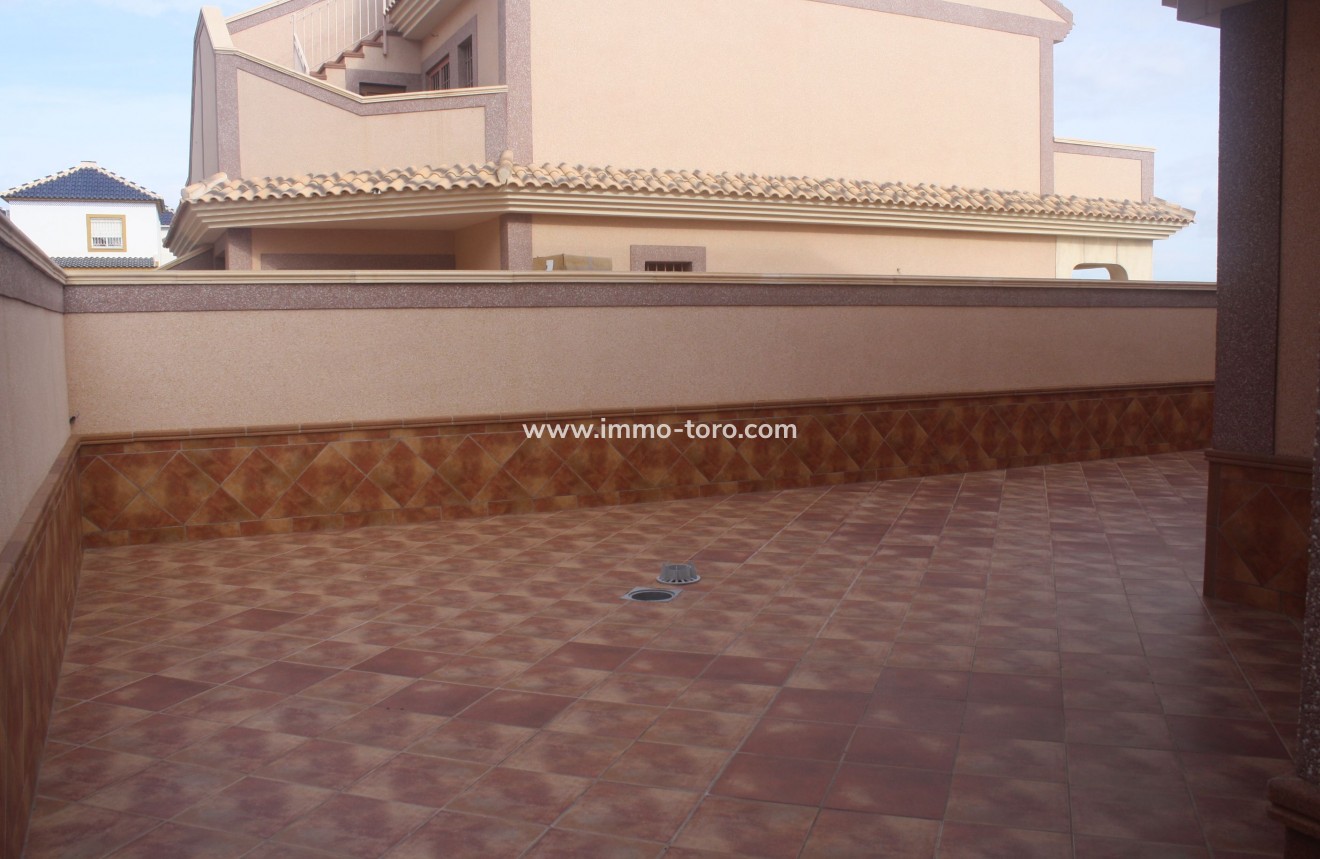 Nieuwbouw - Geschakelde woning - Torrevieja