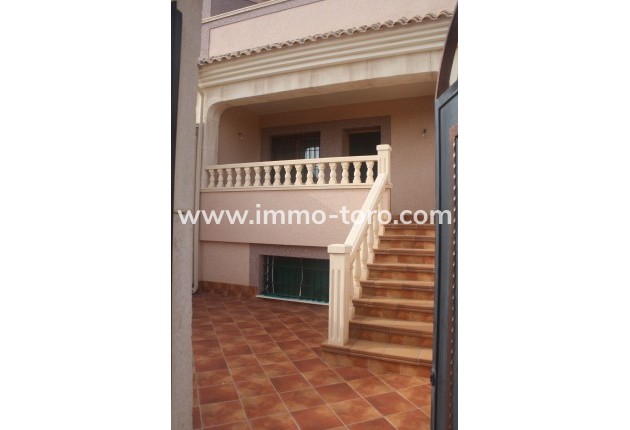 Nieuwbouw - Geschakelde woning - Torrevieja