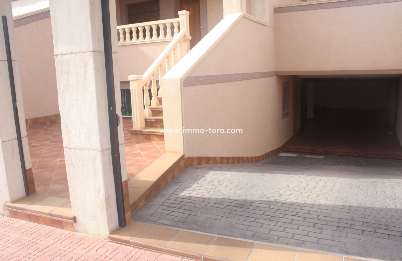 Nieuwbouw - Geschakelde woning - Torrevieja