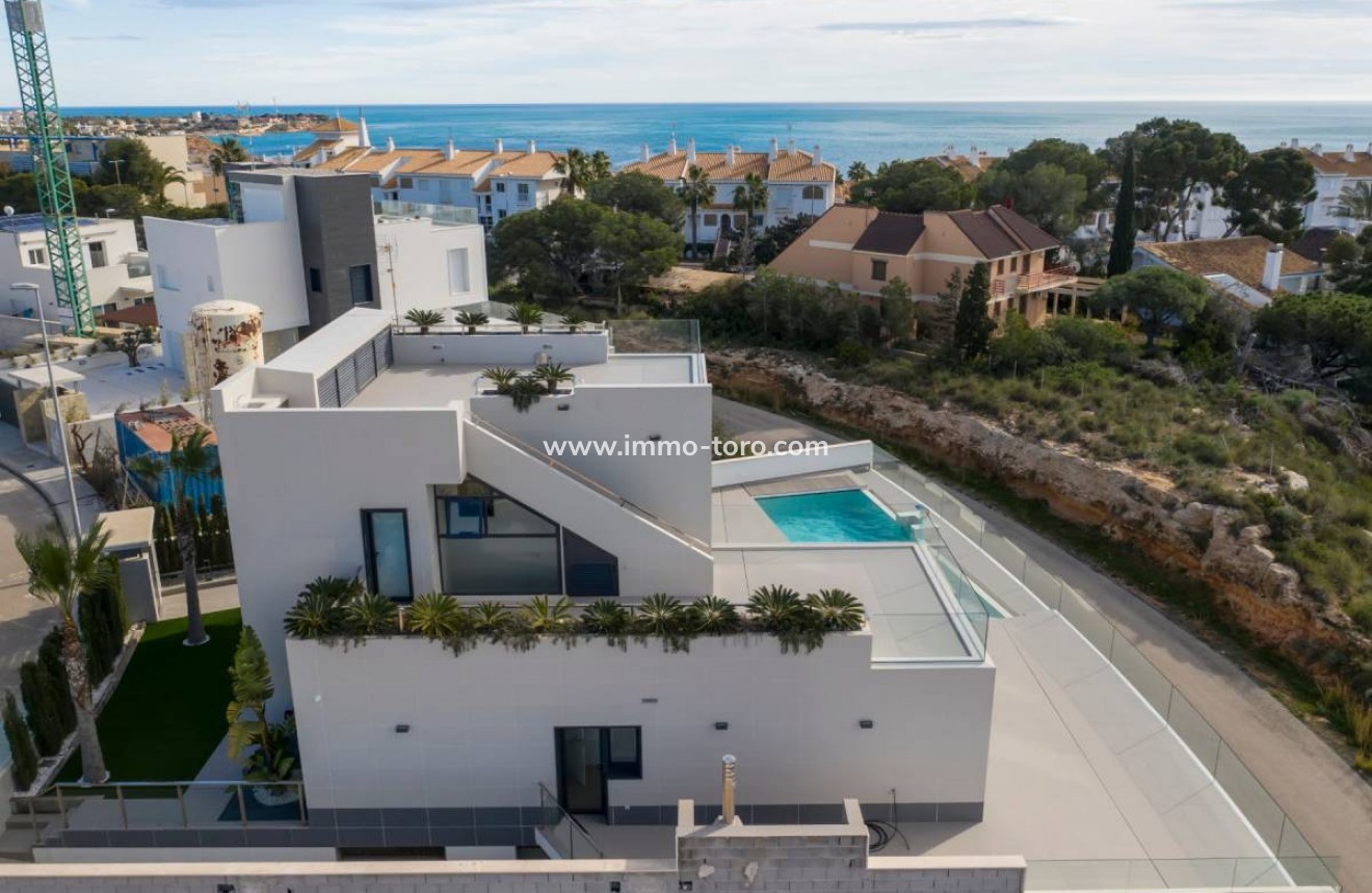 Nueva construcción  - Villa / Chalet - Orihuela - Orihuela Costa