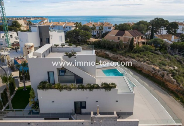 Nueva construcción  - Villa / Chalet - Orihuela - Orihuela Costa