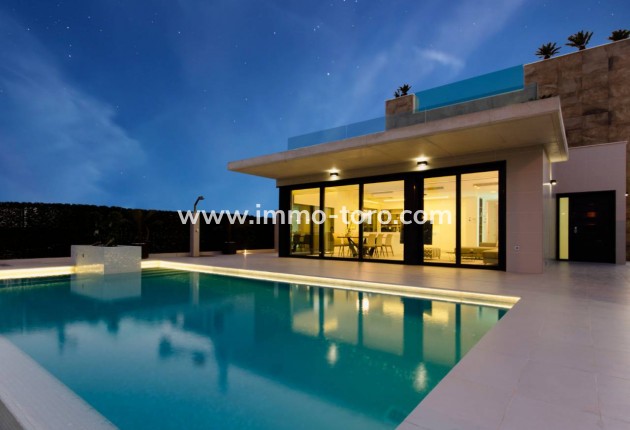 Nueva construcción  - Villa / Chalet - Orihuela - Orihuela Costa
