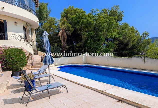 Resale - Villa - Moraira - Benimeit