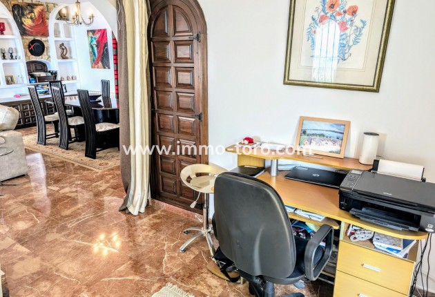 Resale - Villa - Moraira - Benimeit