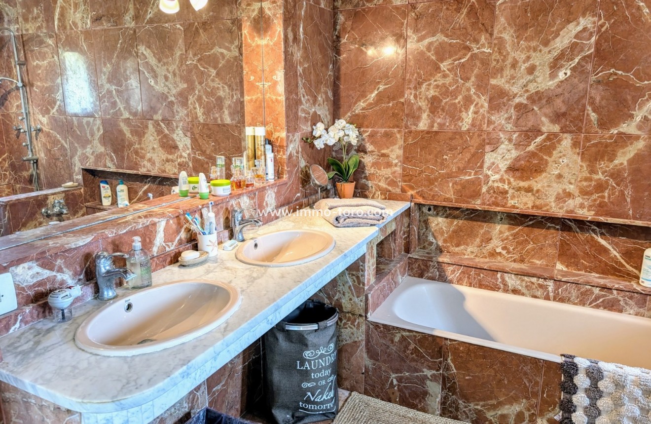 Resale - Villa - Moraira - Benimeit