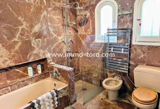 Resale - Villa - Moraira - Benimeit