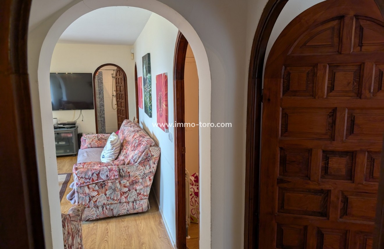 Resale - Villa - Moraira - Benimeit