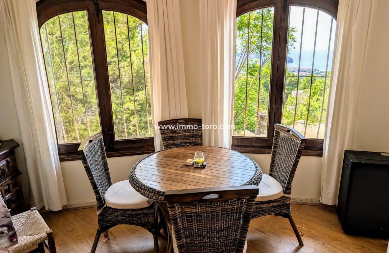 Resale - Villa - Moraira - Benimeit