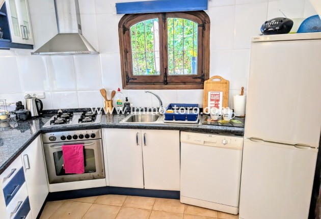 Resale - Villa - Moraira - Benimeit