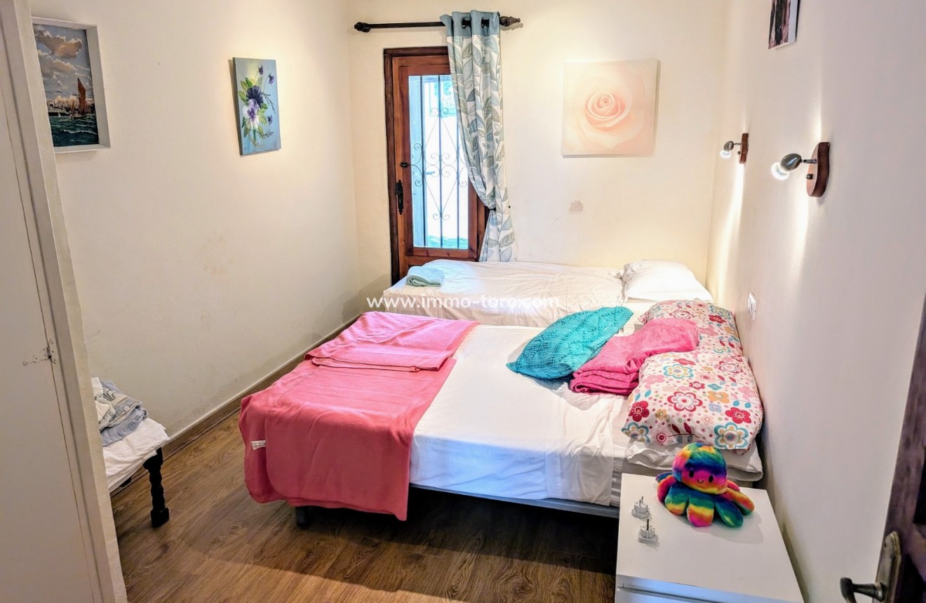 Resale - Villa - Moraira - Benimeit