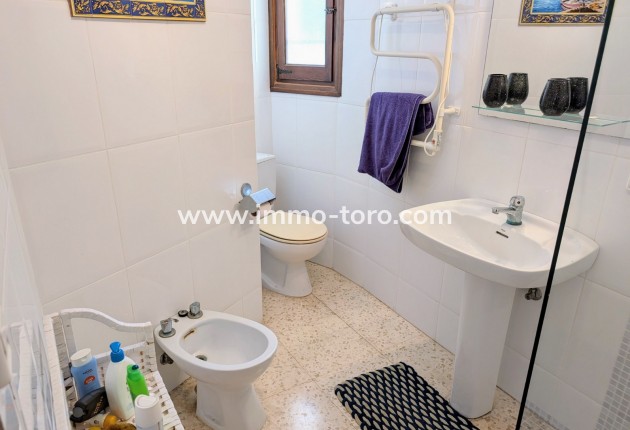 Resale - Villa - Moraira - Benimeit