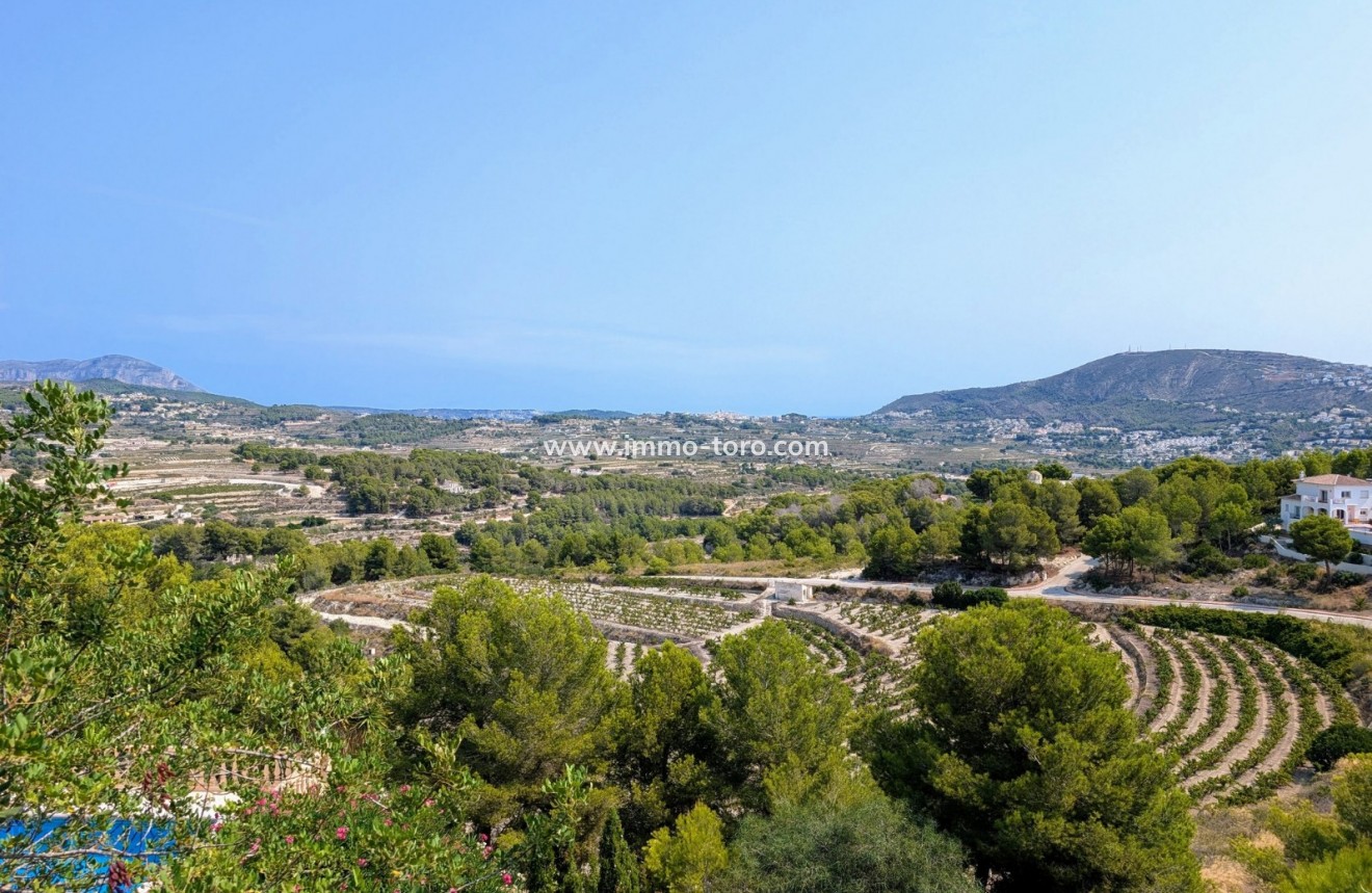 Resale - Villa - Moraira - Benimeit