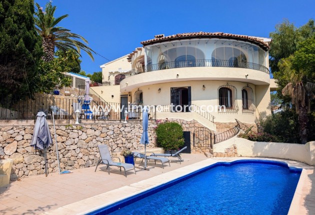 Resale - Villa - Moraira - Benimeit
