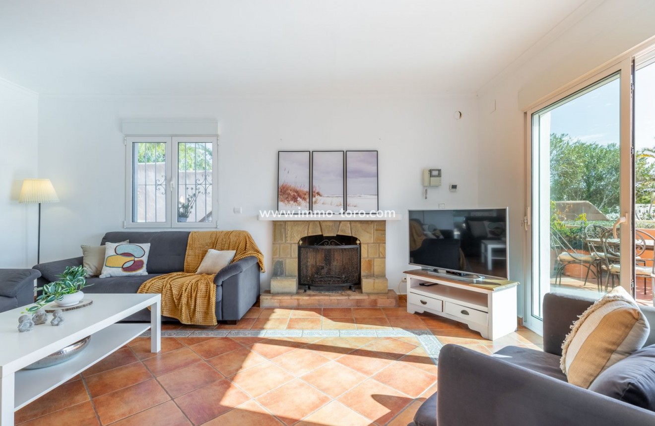 Resale - Villa - Moraira - Pinar del Advocat