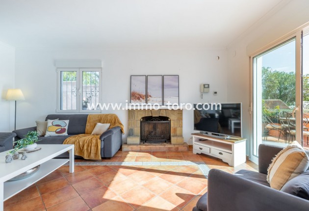 Resale - Villa - Moraira - Pinar del Advocat