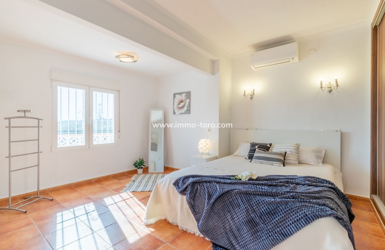 Resale - Villa - Moraira - Pinar del Advocat