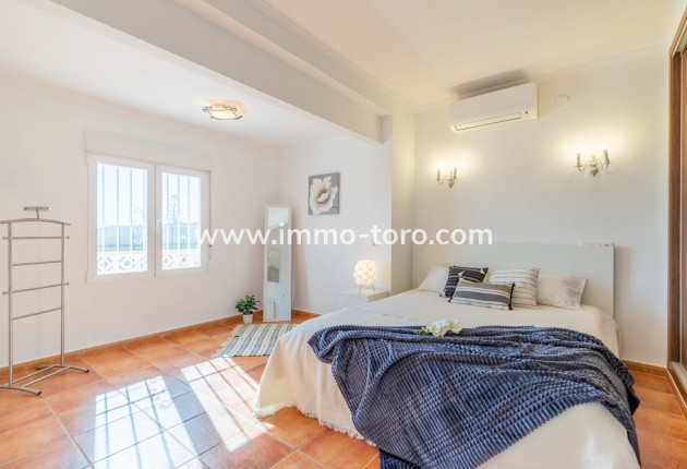 Resale - Villa - Moraira - Pinar del Advocat