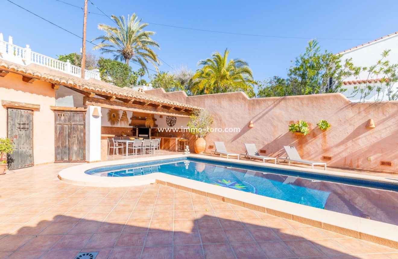 Resale - Villa - Moraira - Pinar del Advocat