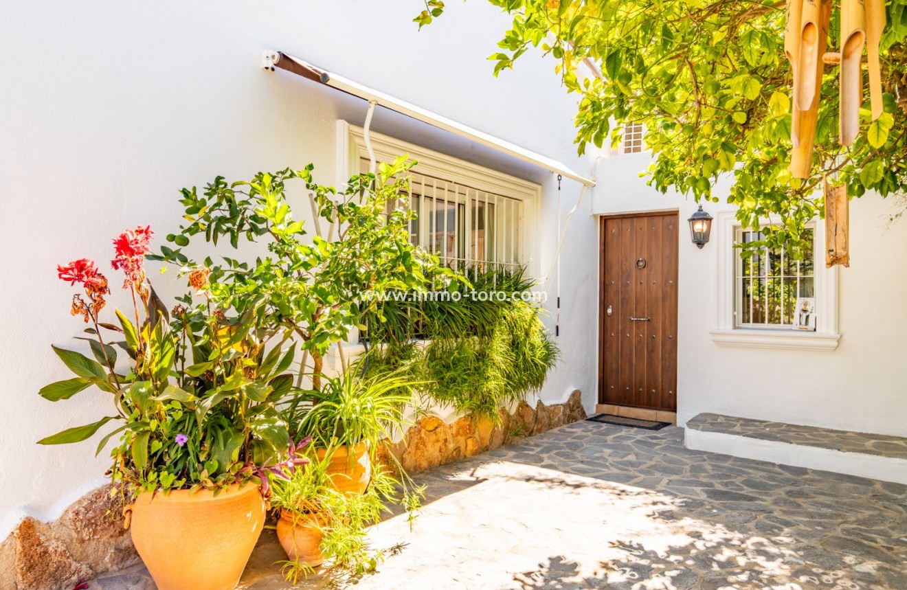 Resale - Villa - Benissa - Baladrar