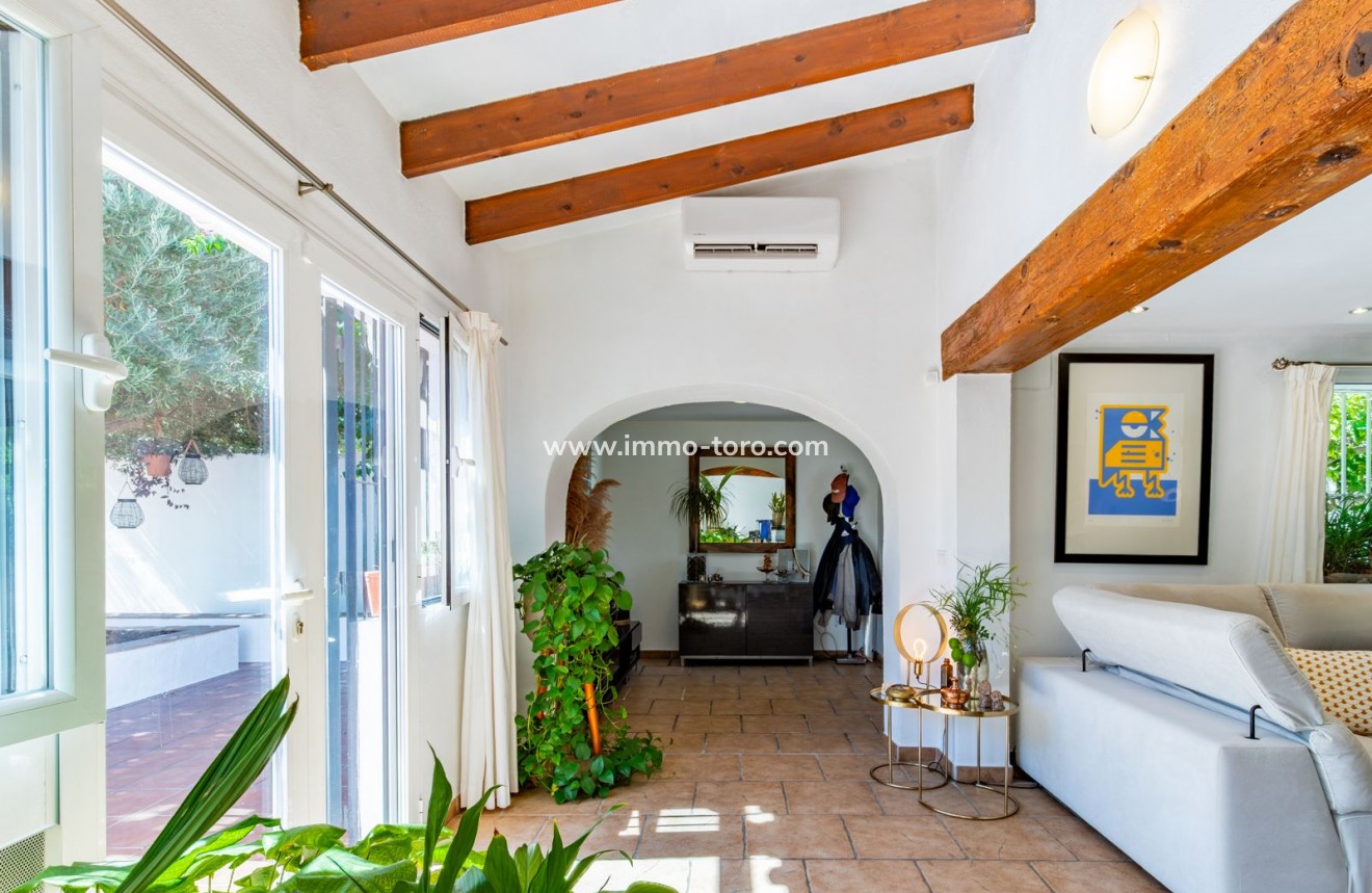 Resale - Villa - Benissa - Baladrar