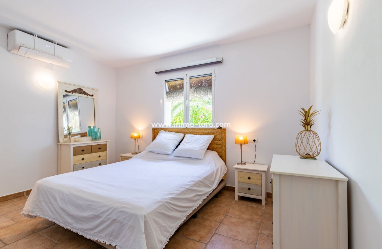 Resale - Villa - Benissa - Baladrar