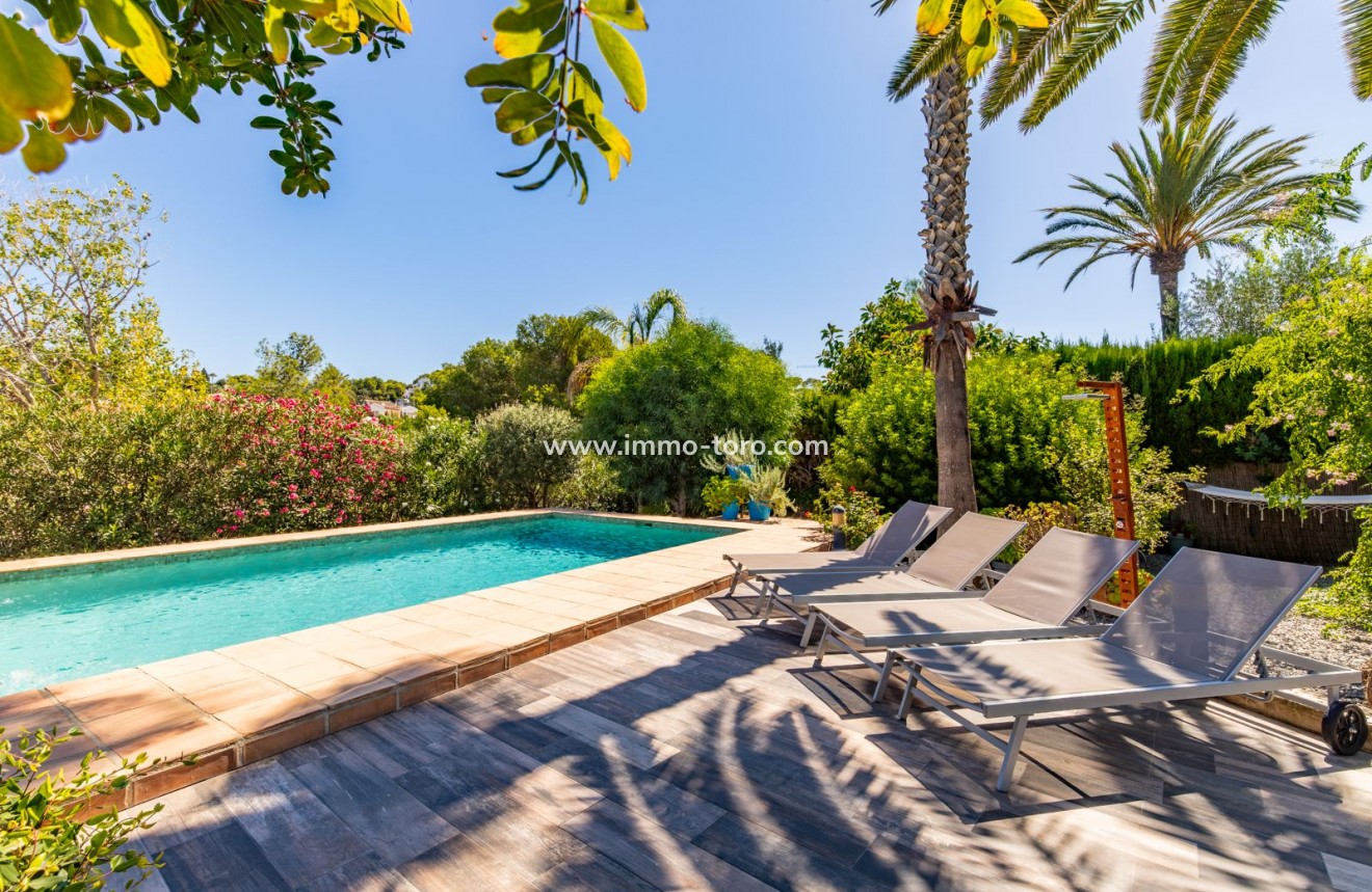 Resale - Villa - Benissa - Baladrar