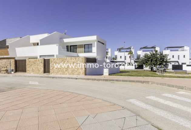Nueva construcción  - Villa / Chalet - San Javier
