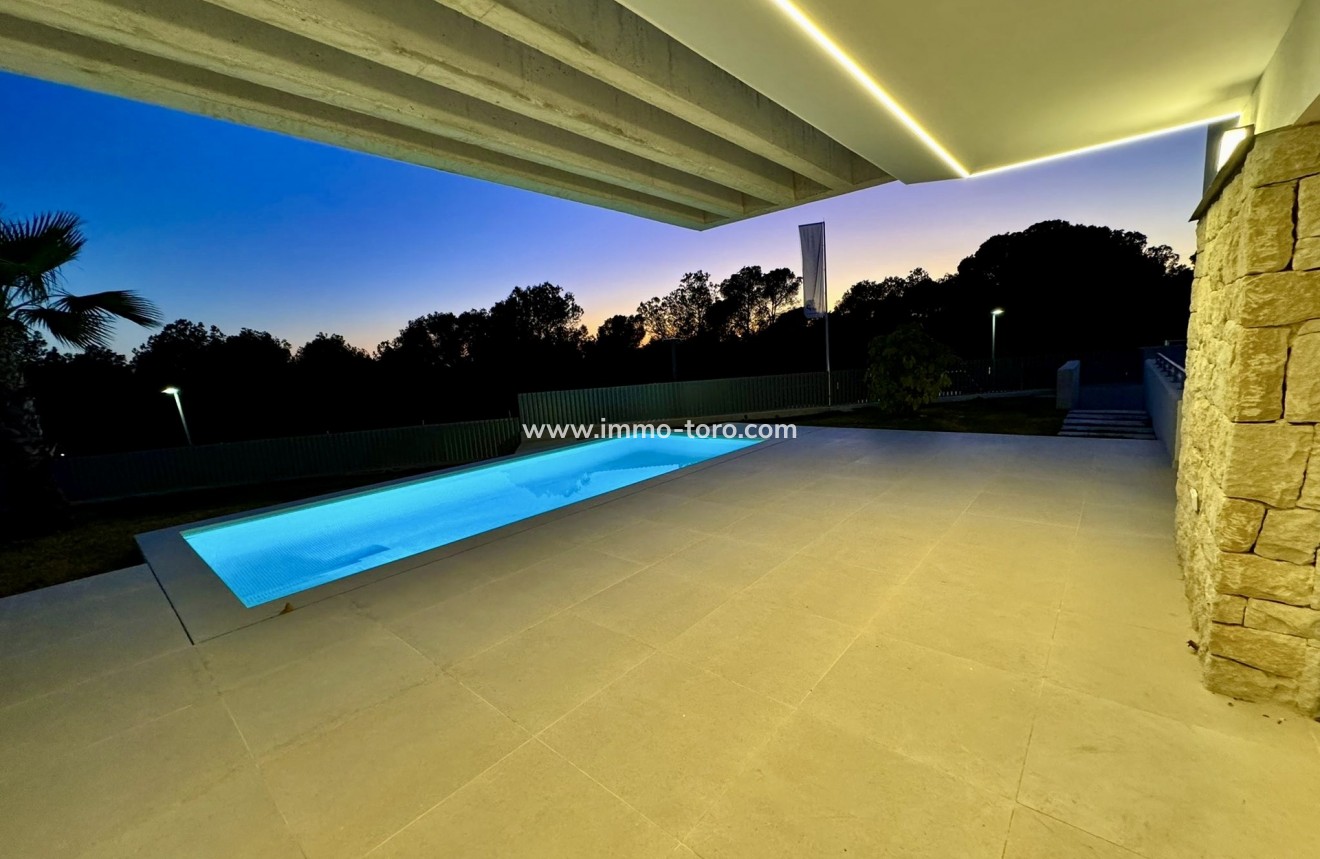 Nueva construcción  - Villa / Chalet - Finestrat