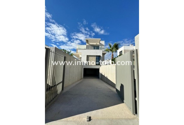 Nueva construcción  - Villa / Chalet - Finestrat