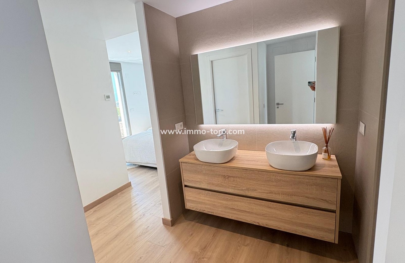 Nueva construcción  - Villa / Chalet - Finestrat