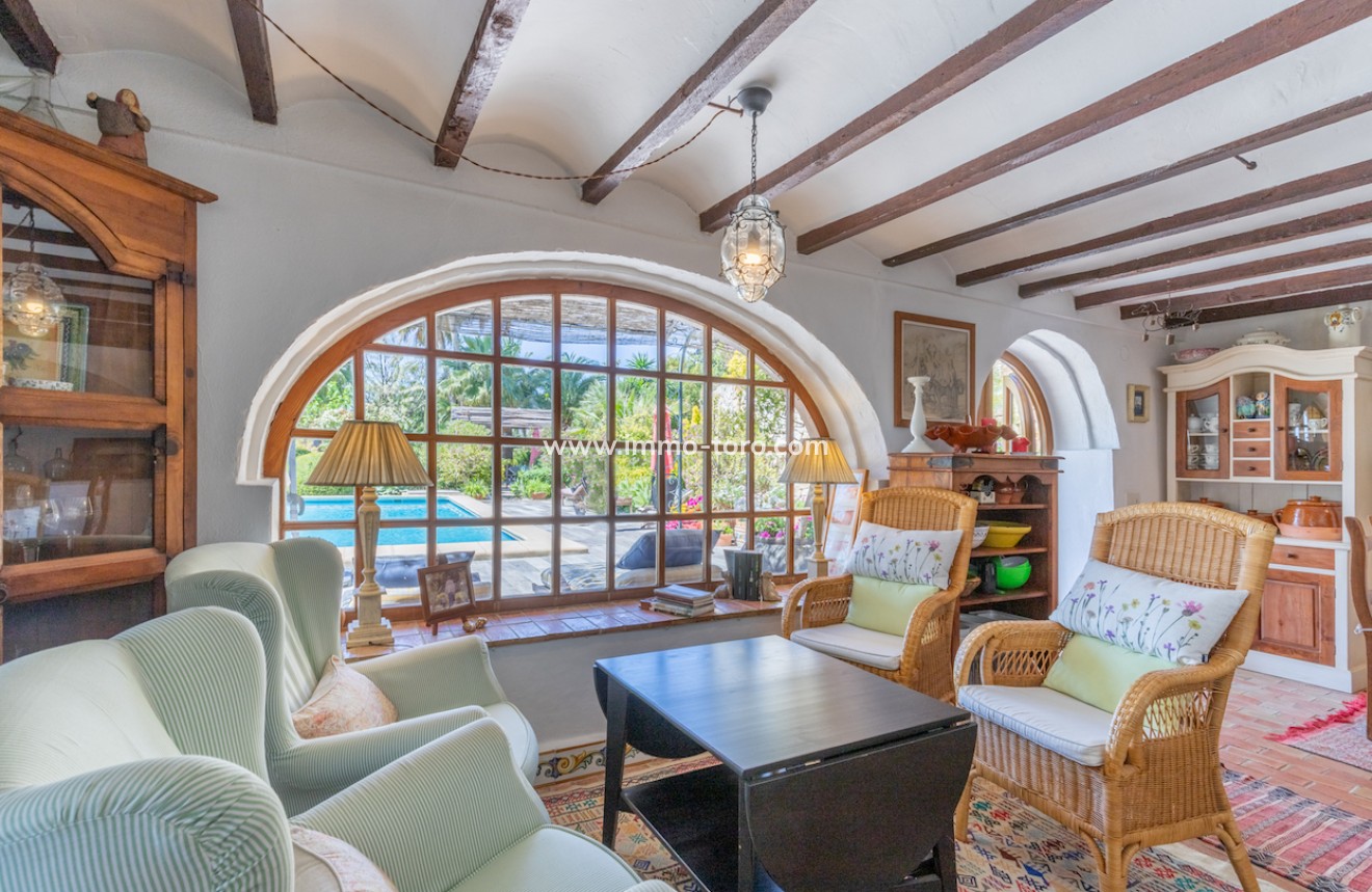 Resale - Villa - Teulada - Campo