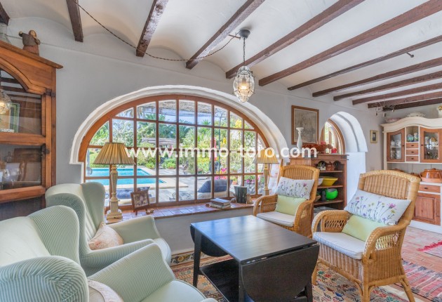 Resale - Villa - Teulada - Campo