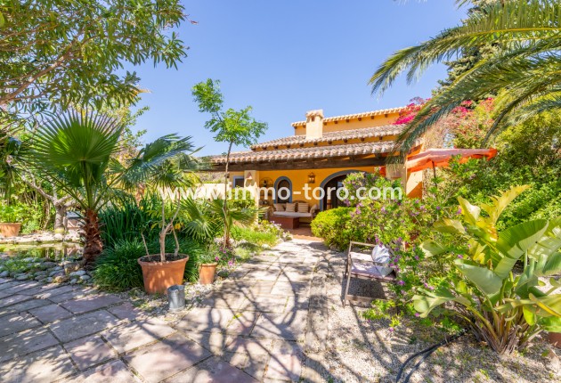 Resale - Villa - Teulada - Campo