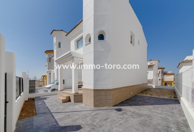 Nueva construcción  - Villa / Chalet - San Fulgencio - El Oasis