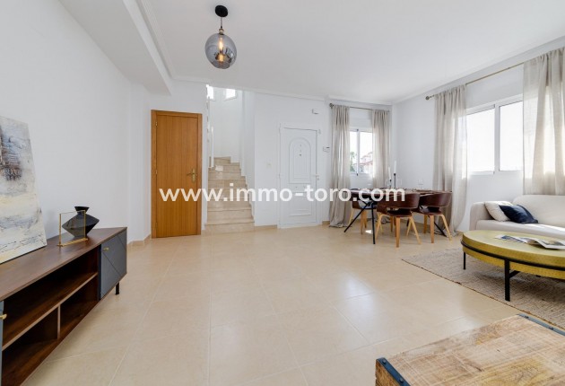 Nueva construcción  - Villa / Chalet - San Fulgencio - El Oasis