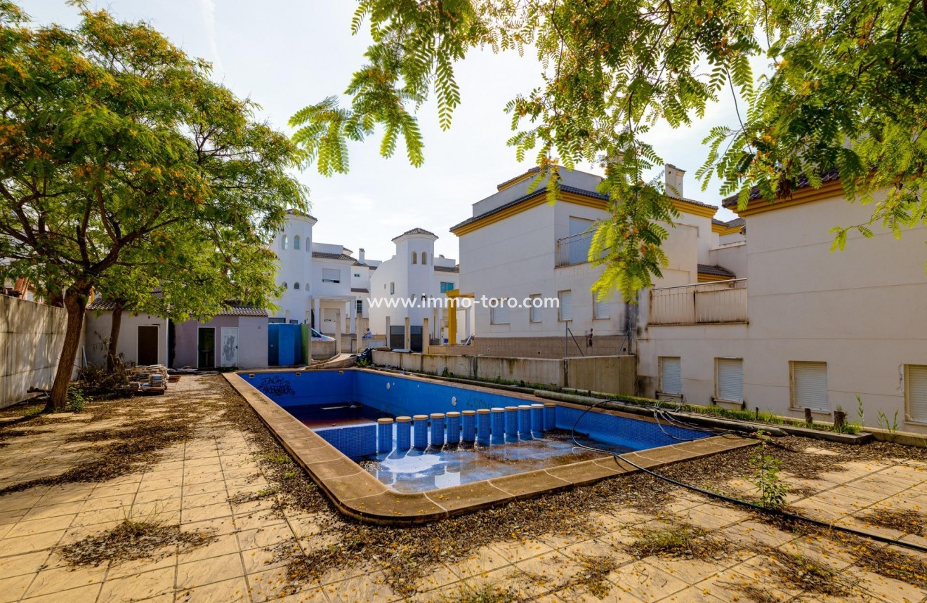 Nueva construcción  - Villa / Chalet - San Fulgencio - El Oasis
