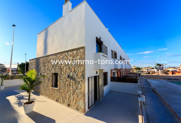 Nueva construcción  - Adosado - Pilar de la Horadada