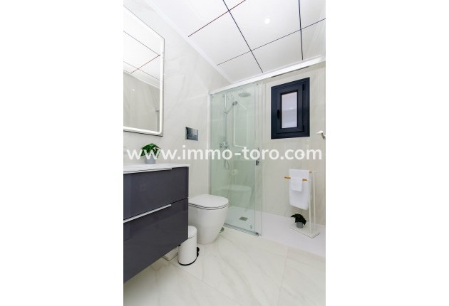 Nueva construcción  - Villa / Chalet - Orihuela