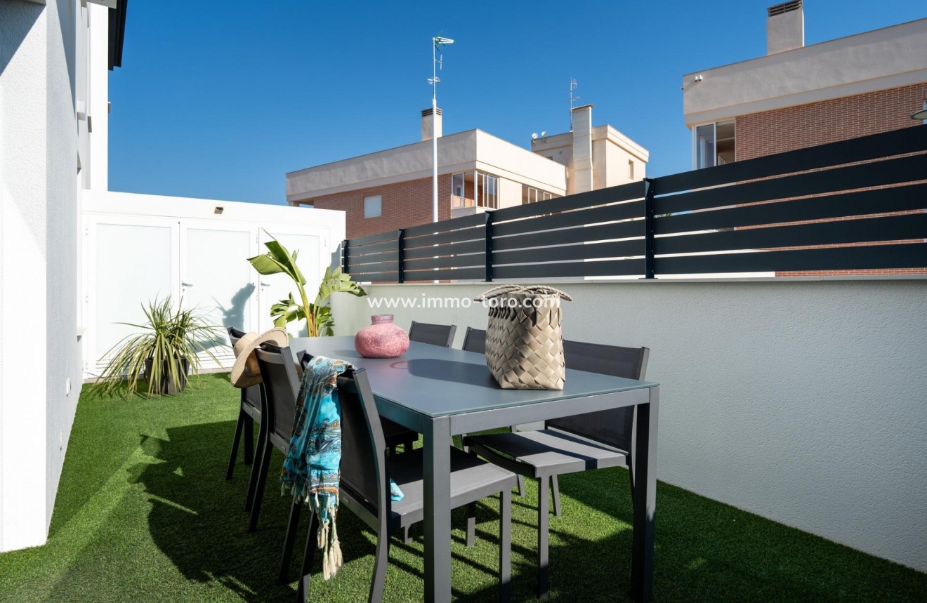 New Build - Detached house / Townhouse - Gran Alacant