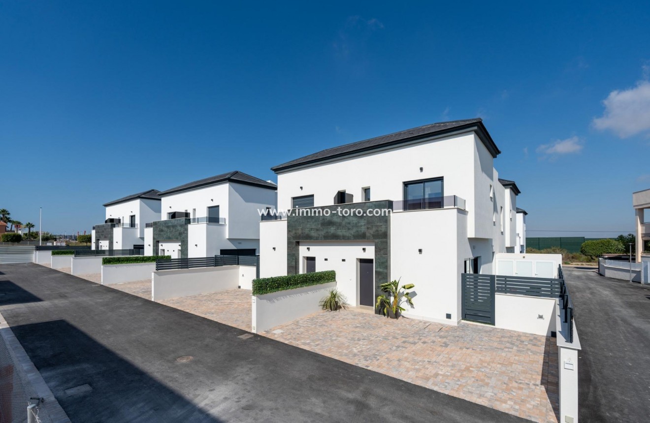 New Build - Detached house / Townhouse - Gran Alacant