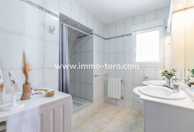 Resale - Villa - Moraira - Benimeit