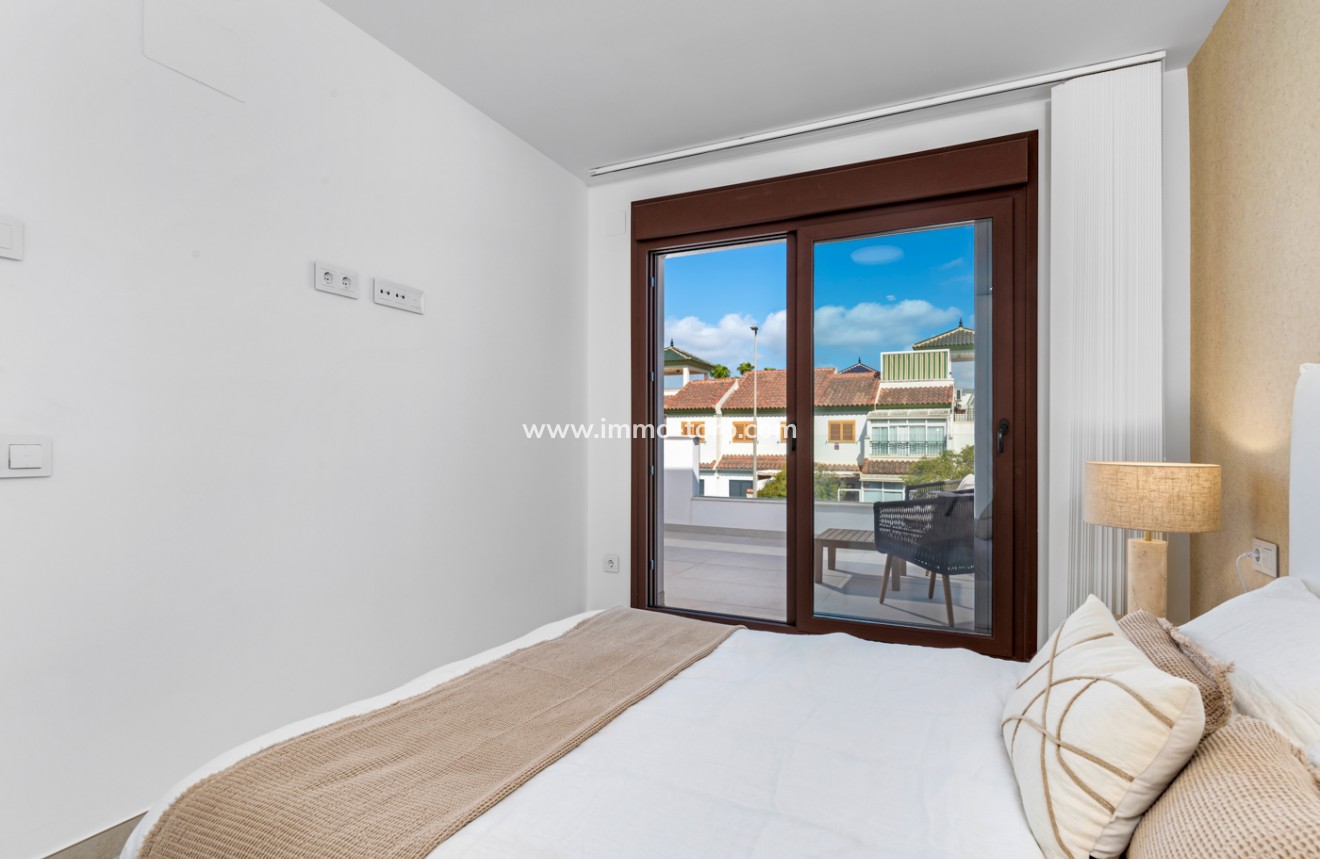 Nueva construcción  - Villa / Chalet - Pilar de la Horadada