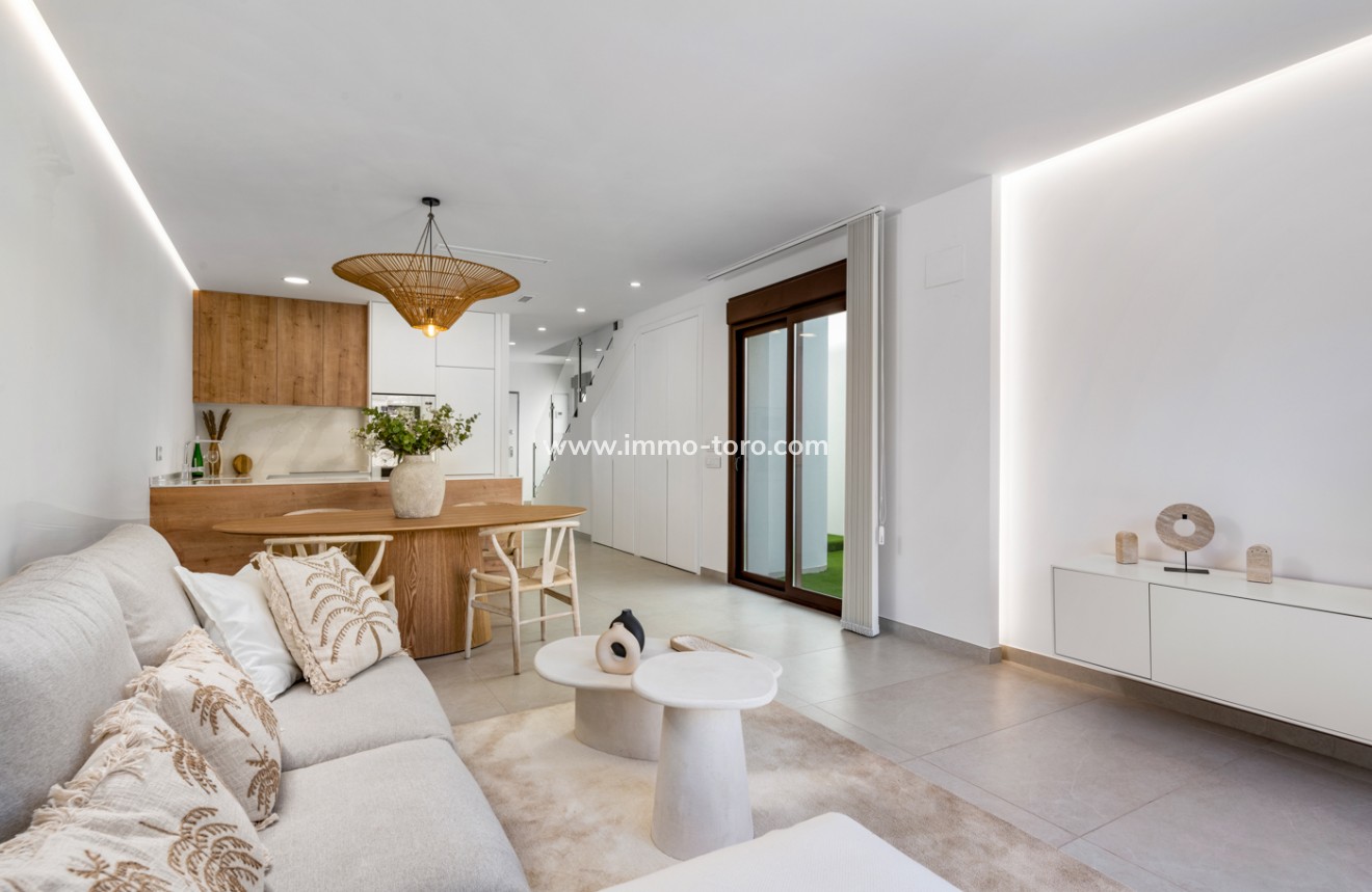 Nueva construcción  - Villa / Chalet - Pilar de la Horadada